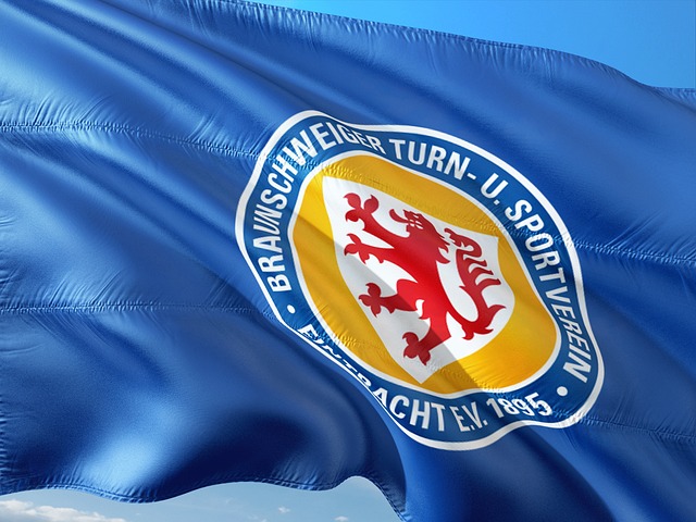 随即被扣 随即被扣